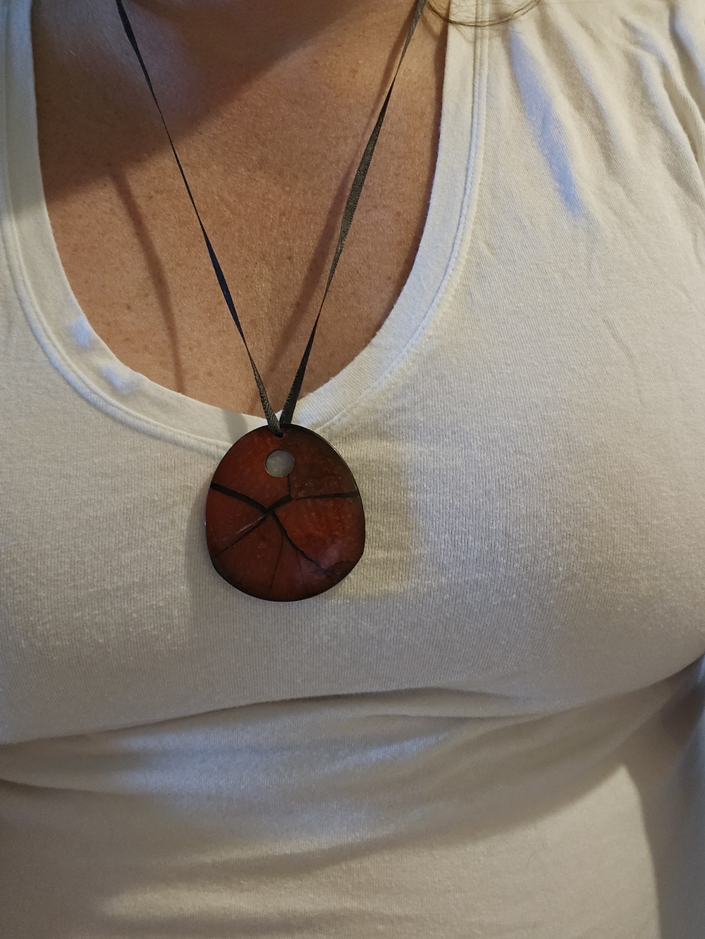 Handcrafted Red Stone Pendant Necklace